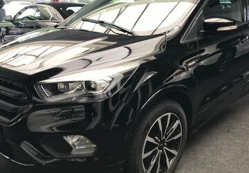 Ford Kuga 94.500 km 12.990 &euro; Minden 32425