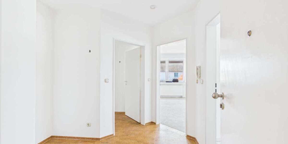 Etagenwohnung Petershagen Lahde - 3 Zimmer, 88 m&sup2;, 765&euro; | Angebot:27111003