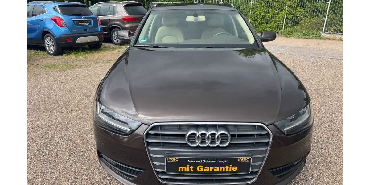 Audi A4 153.613 km 11.999 &euro; Minden 32429
