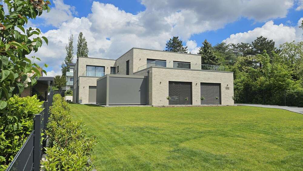 Etagenwohnung Minden Bölhorst - 4 Zimmer, 202 m&sup2;, 2.100&euro; | Angebot:26674701